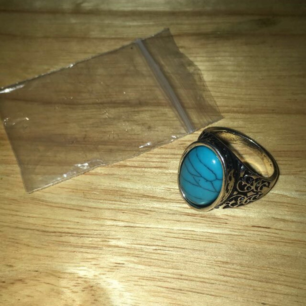 Silver turquoise ring